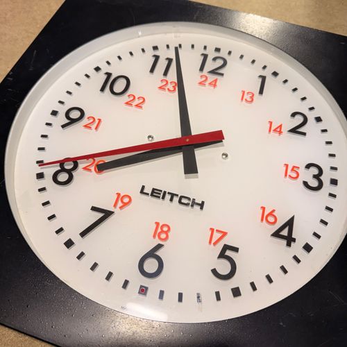 Used/Working Leitch ADC-5112L 12″ Studio Clock Timecode/Manual Ex-BBC Equipment — image 2