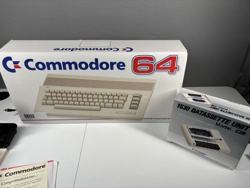 Commodore 64C Light Fantastic Boxed Datasette & Games , Tested Working   — image 13