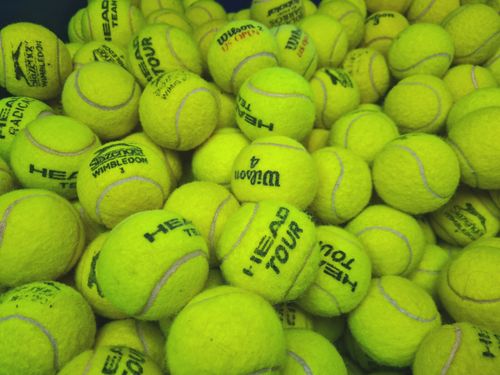 15 / 30 Used Tennis Balls. Choose "Superb" to "Great". All Quality Branded Balls — image 1