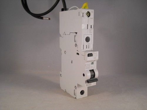 MEM Eaton RCBO 32 Amp 30mA Type C 32A MR30 POD Memshield 2 Memera MCH132R30
