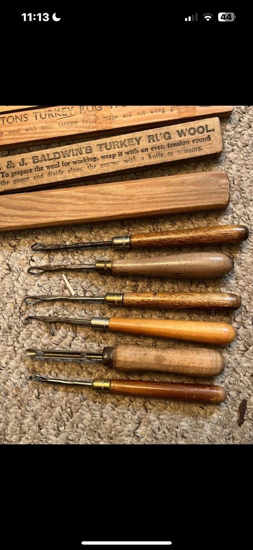 Bundle Patons Turkey Gauges & Rug Tools — image 5