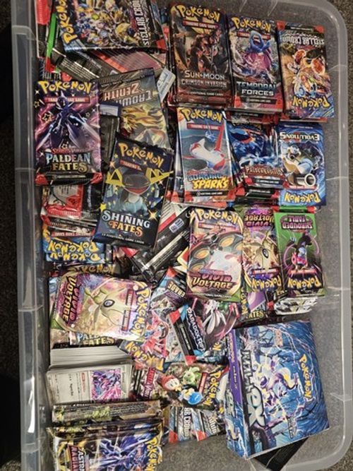 Pokemon TCG bundle of 100 Cards Includes holo Rev holos Read Description 