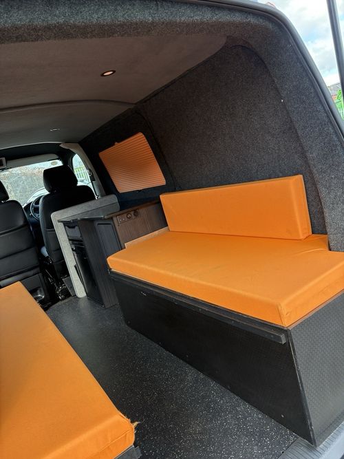 VW Transporter T5 Camper 2.5t manual aircon  tailgate — image 12