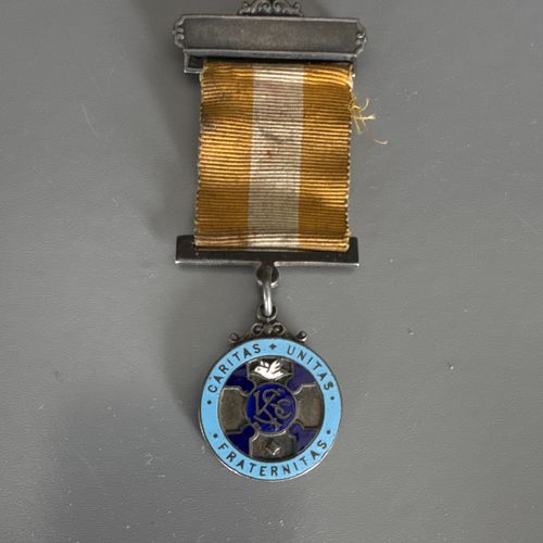 Vintage UK Enamel Club & Association Badges/Pins Lot incl. St John Ambulance — image 5