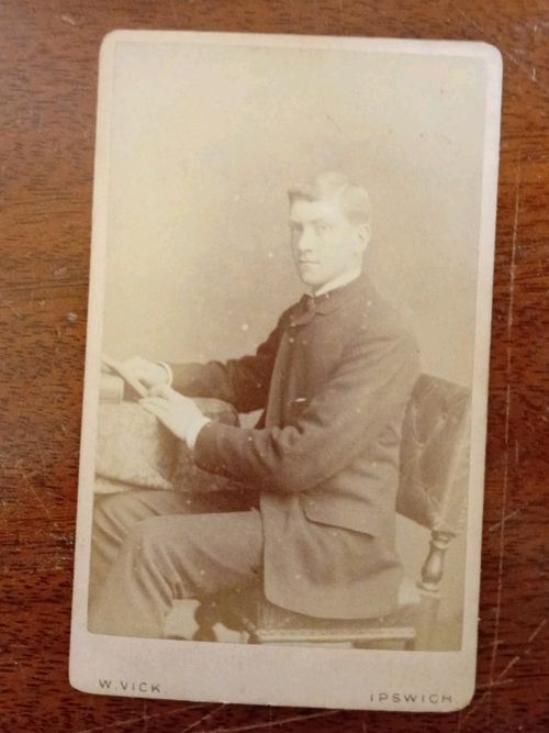 Antique Victorian Leather Photo Album 36 Cabinet Cards CdV D.R.P. ANGEM — image 16