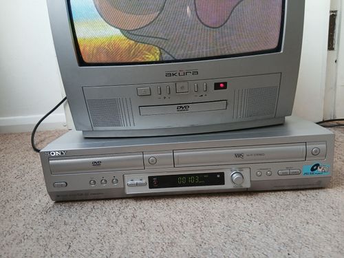 Sony SLV-D950G1 DVD VHS Combi Player *DVD Player Not Working* No Remote — image 3