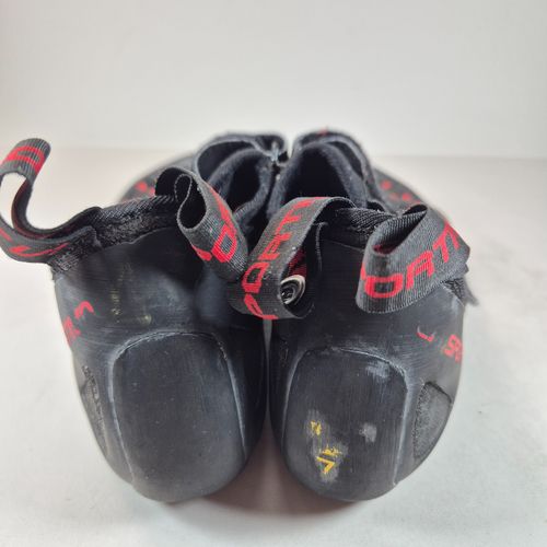 La Sportiva Tarantula Climbing Shoes Size 6.5 Mounting Rock Black/Red — image 6