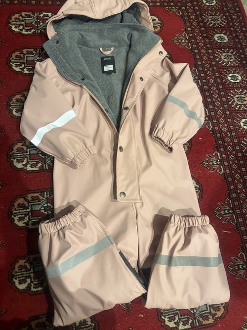 Kuling Pink Fleece Lined Rain Coverall Playsuit- Cozy and warm size 98/104  4T — image 2