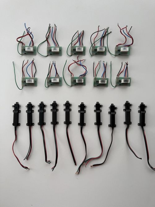 Gaugemaster Point Motor GMC-PM20 & Universal Relay Switch BPGM500 x 10  — image 1
