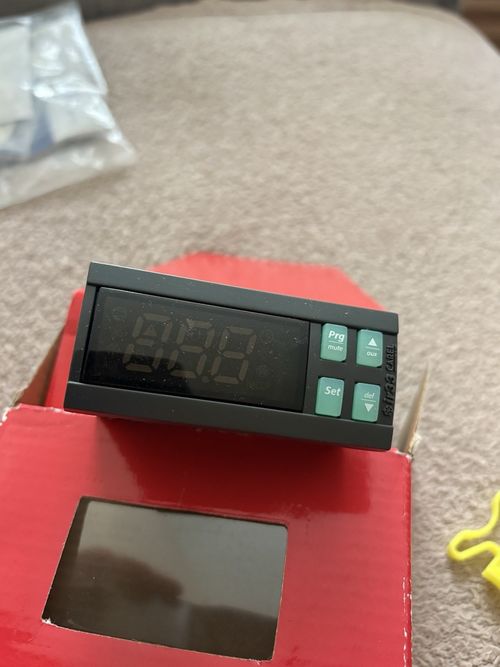 Carel IR33C0LN00 Temperature Controller New Unused — image 2