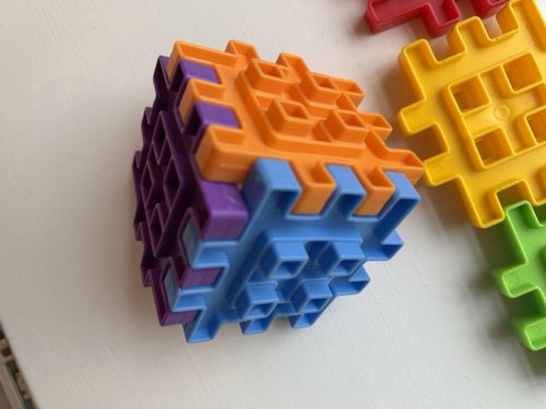 Sensory connecting toys nuby spinning cogs little tikes building tiles — image 10