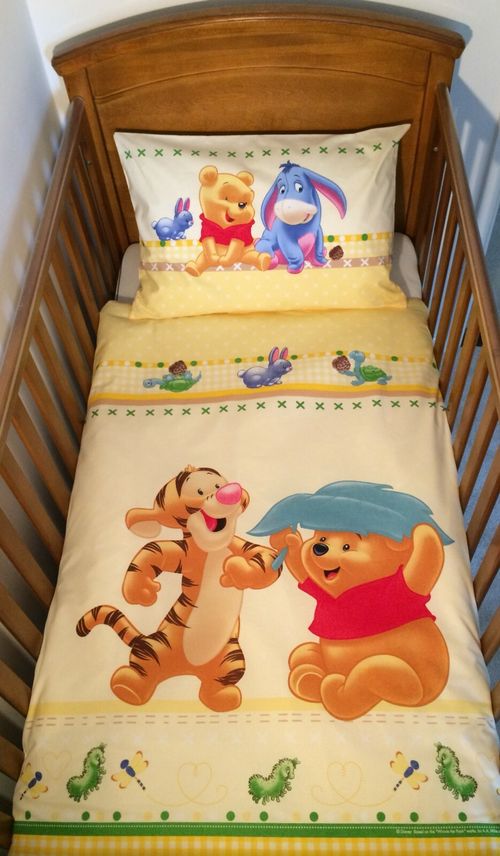 Disney Winnie the Pooh and Tigger Bedding set for cot bed (pillowcase and duvet  — image 1
