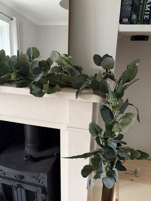 Pack of 2 Christmas garlands long 200cm 6ft faux eucalyptus foliage decor — image 2
