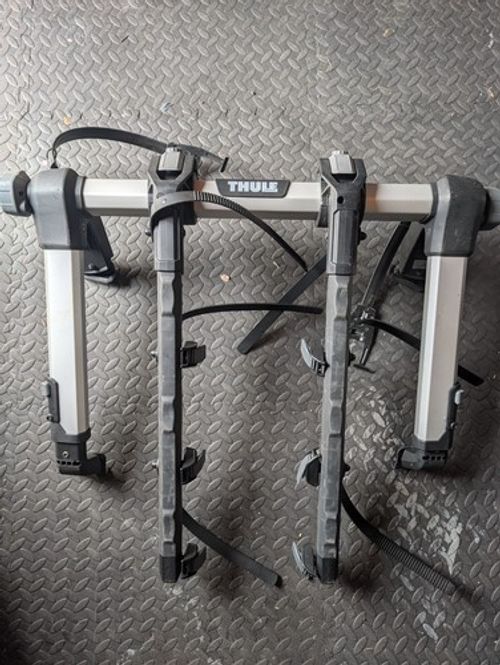 Genuine Thule Outway Hanging 3 Bike Cycle Carrier Excellent Used Condition