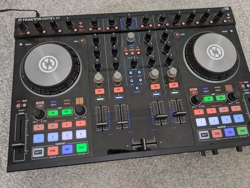 Native Instruments Traktor Kontrol S4 MK2 DJ Controller 4-Channel USB Midi