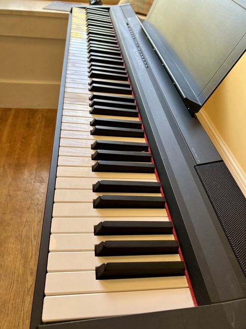 Yamaha P-105 Digital Piano and L-85 Stand — image 4