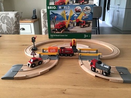 Brio World Rail and Road Crane set, 33208. complete with box.