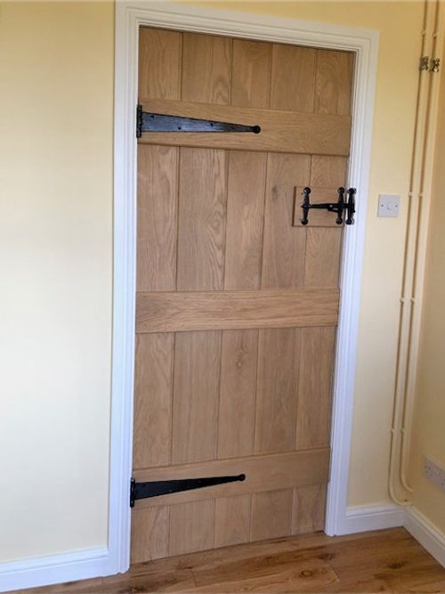 Bead & Butt - Solid Oak Internal Ledged Door - Cottage Door by Heritage — image 1