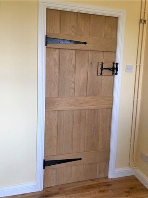 Bead & Butt - Solid Oak Internal Ledged Door - Cottage Door by Heritage