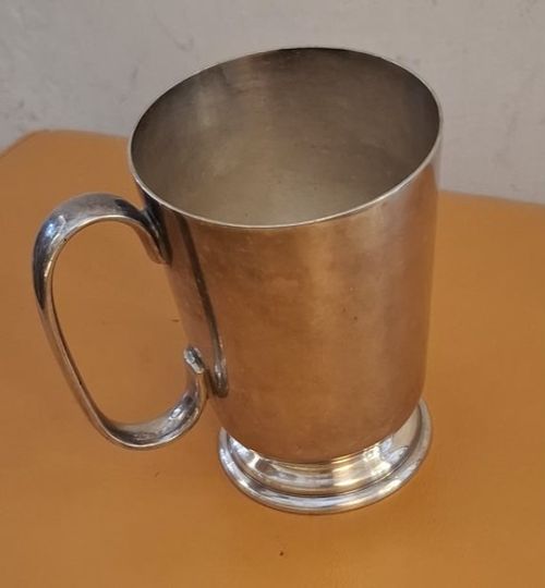Silver Plated Tankard. Perfect for engraving. Lovely Shape With Large handle.
