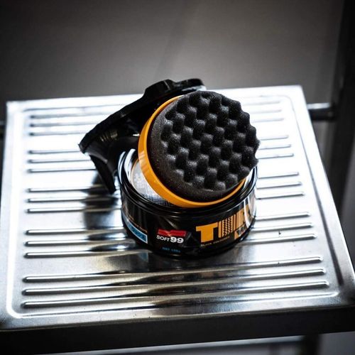 SOFT99 TIRE BLACK WAX 02015 - TYRE WAX DRESSING - BACK TO BLACK TYRE SHINE WAX — image 9