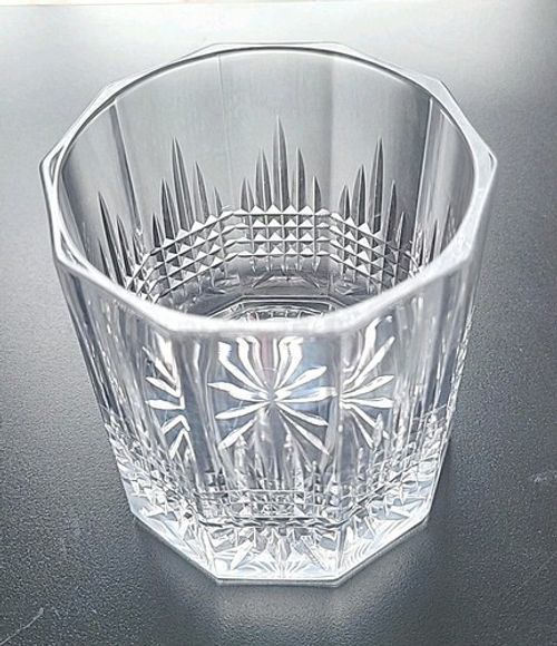 FINE QUALITY WATERFORD/BACCARAT STYLE HAND CUT CRYSTAL  WHISKY/RUMMER - 11 oz