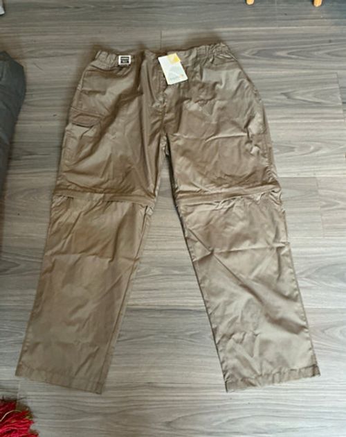 Regatta Women’s Hiking Walking Trousers Beige Size 20 Regular 29in Leg. SPF 40+