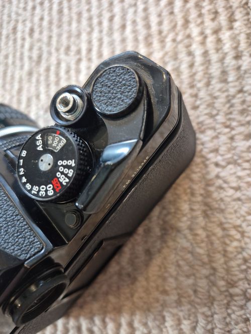 Nikon FM SLR Film Camera With Nikkor 1.4 50mm Lens Vintage — image 9