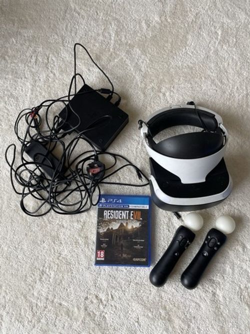 Sony PlayStation VR PS4 PSVR CUH-ZVR2 Headset Move Controllers RE7 Bundle