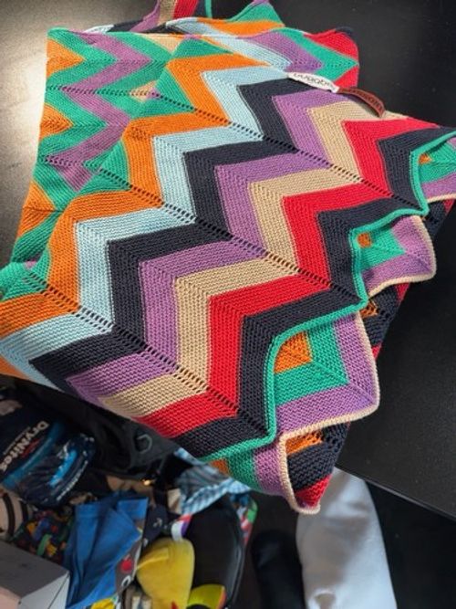 Bugaboo x Missoni Knitted Baby Blanket Zig Zag Chevron Pushchair Pram Spotless