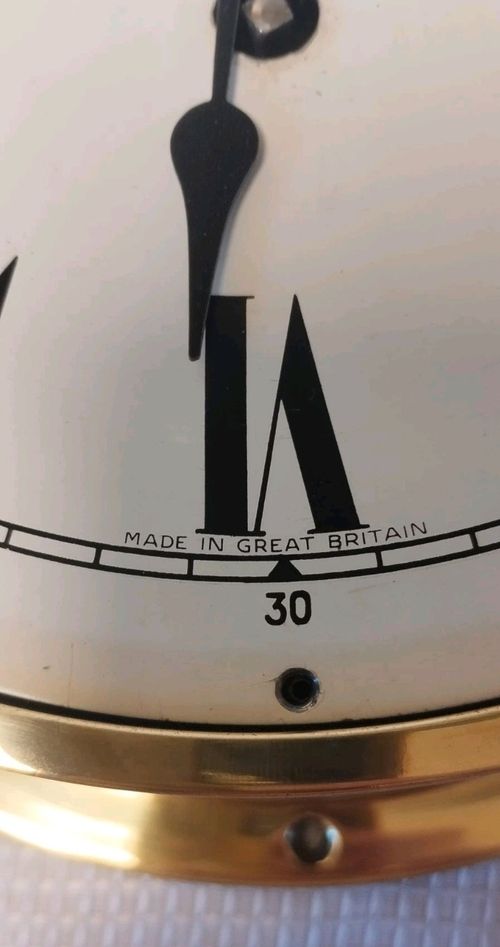 1968  MILITARY ISSUE 8" Brass  Bulkhead Clock, Smith Astral,  wall clock — image 4