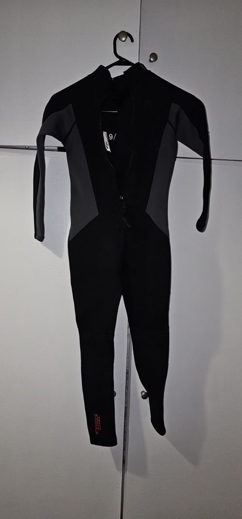 No Fear Children’s Full Length Wetsuits Wetsuit For 9-10years Black/Grey — image 2
