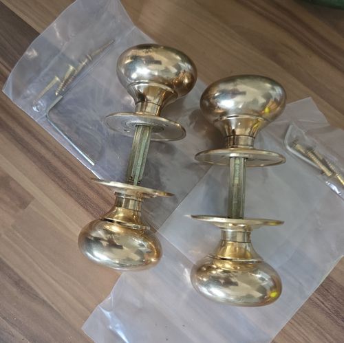 2 x Solid Natural Brass Door Knobs Rim Lock Handles New But Old Stock Reclaimed — image 2