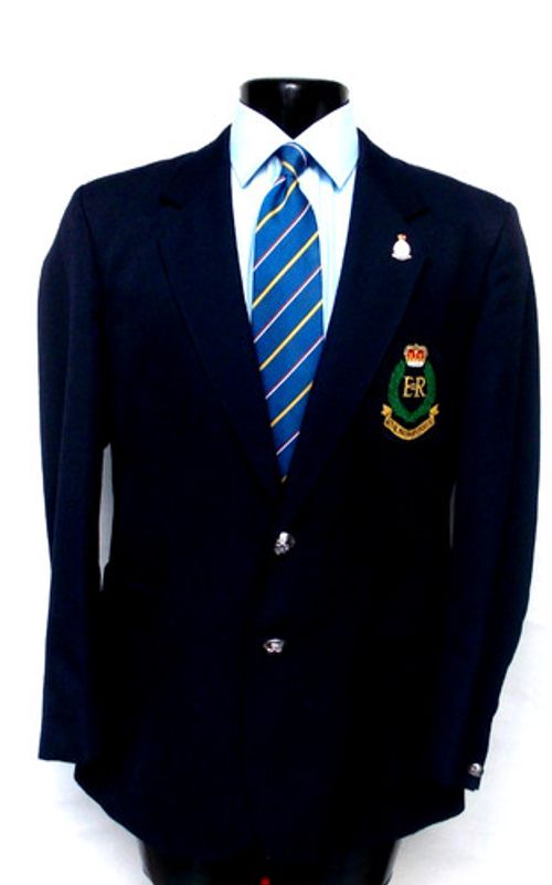 TRYM  VINTAGE  BLACK BLAZER, ROYAL ENGINERS BLAZER BADGE RE BUTTONS SIZE 42" REG