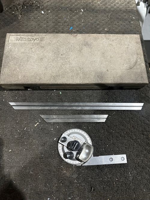 Mitutoyo Universal Bevel Protractor — image 2