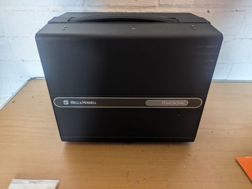Bell and Howell model 1776 filmosonic 8mm projector — image 10