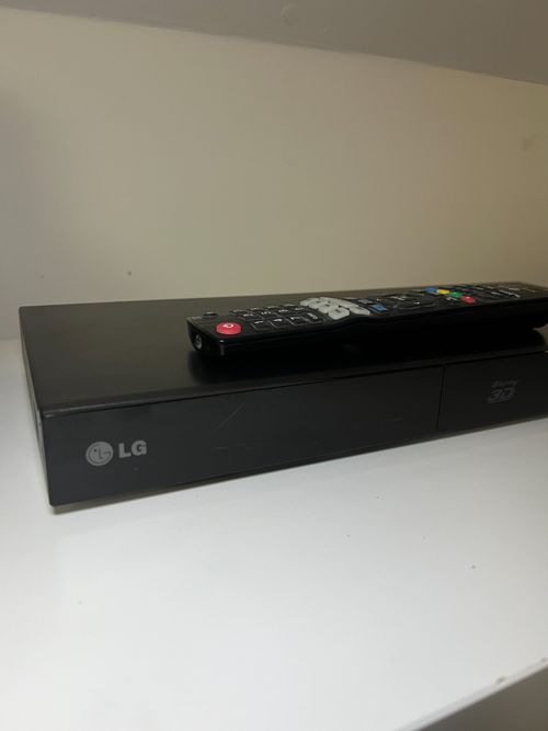 LG BP520 3D Blu Ray player DVD MULTI REGION 1-6 Blu Ray region 2 HD DivX — image 4