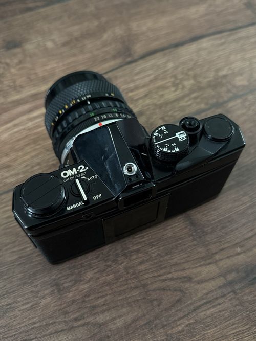 Olympus OM-2N 35mm SLR Film Camera Black — image 3