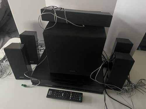 Sony BDV-E280 3D Blu-Ray Home Theater System with Speakers Read Description 