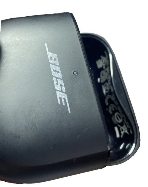 Bose case 441408 Earbuds Case Only Black  — image 9