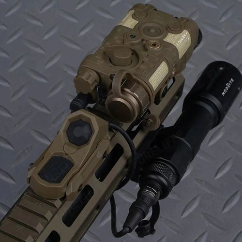 Tactical AXON Remote In-Line Dual Function Pressure Switch Flashlight PEQ Laser — image 8