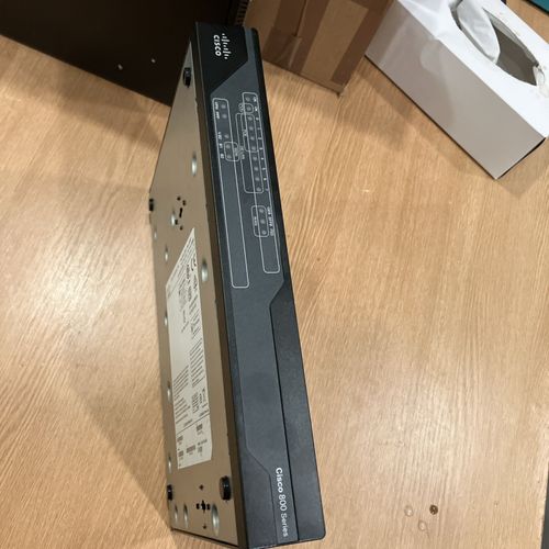 CISCO C891F Gigabit Ethernet Network Switch Integrated Service Router — image 3