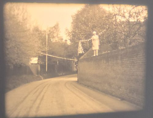 16mm CINE FILM HOME MOVIE FAMILY HORSES CHILDREN PLAYING GAMES CHARMING 1930s — image 4