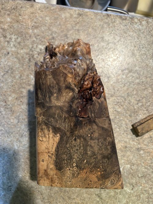 Vintage Buckeye Burl Hand Cut Puzzle/Secret Compartment.  — image 7