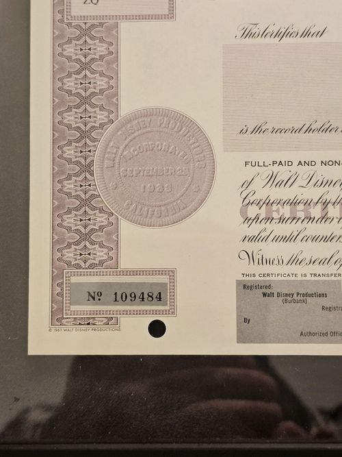 Original 1967 Walt Disney stock certificate Mickey Mouse Authentic Uncirculated — image 2