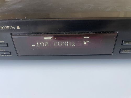Pioneer F-303RDS Digital FM/AM Synthesiser Tuner - Working — image 2