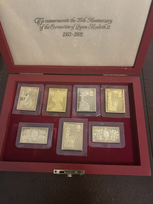 25th Anniversary Of Queen Elizabeth II Gold Plated silver stamps limited edition — image 3