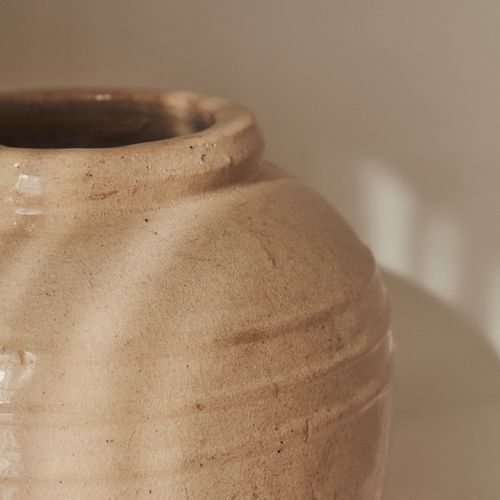 Cyra - Large Beige Gloss Ceramic Vase — image 7