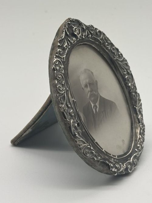 ANTIQUE EDWARDIAN 1904 STERLING SILVER PHOTO FRAME G&C BIRMINGHAM