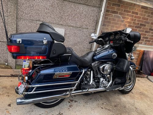 Harley Davidson Electra glide Ultra Classic — image 2